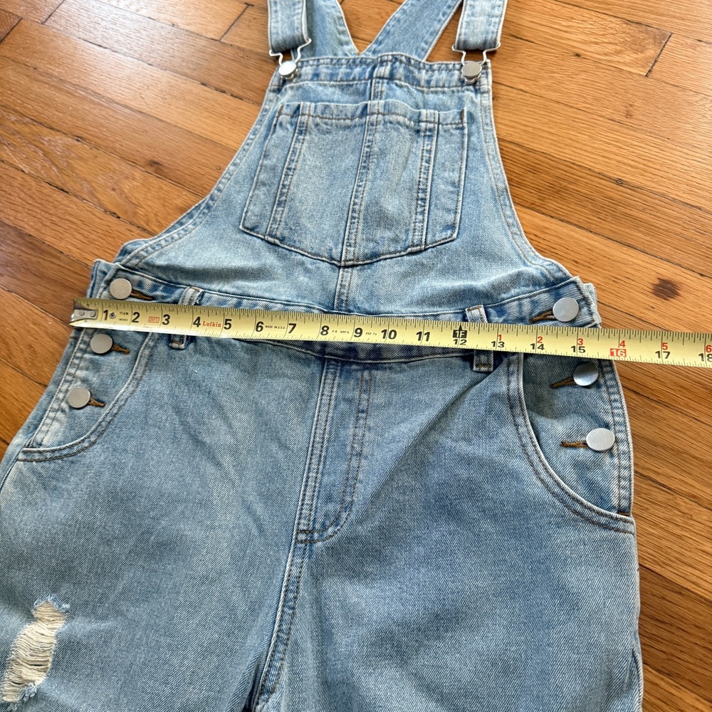 12th Tribe “Runaway Girl” Distressed Denim Overalls Light Wash Size Small - Picture 7 of 8
